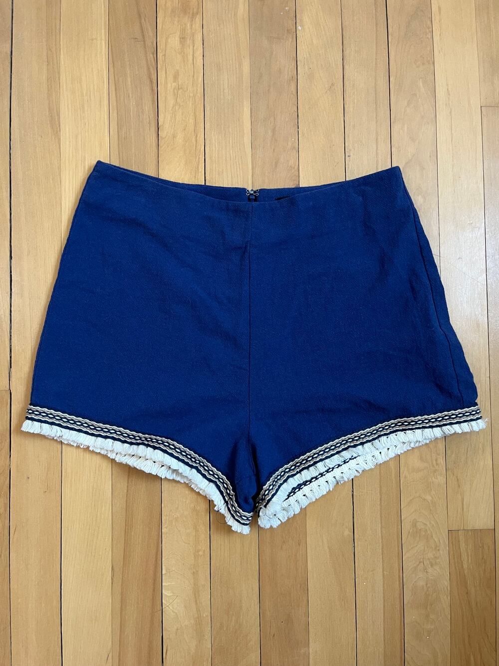 🌊 MINKPINK Lost & Found Navy Boho Fringe Shorts, Sz Medium